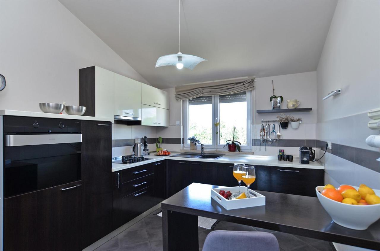 Apartment Silvio 1779 Banjole Buitenkant foto
