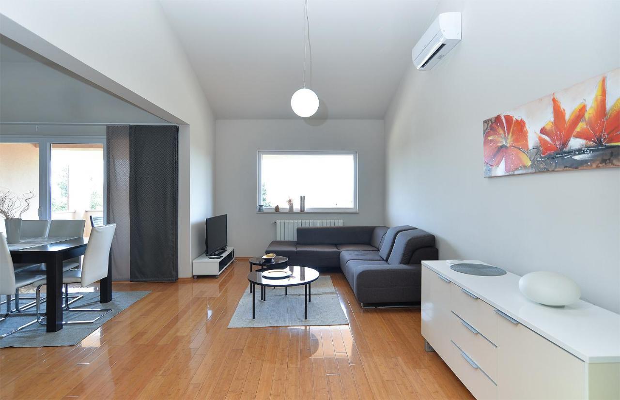 Apartment Silvio 1779 Banjole Buitenkant foto