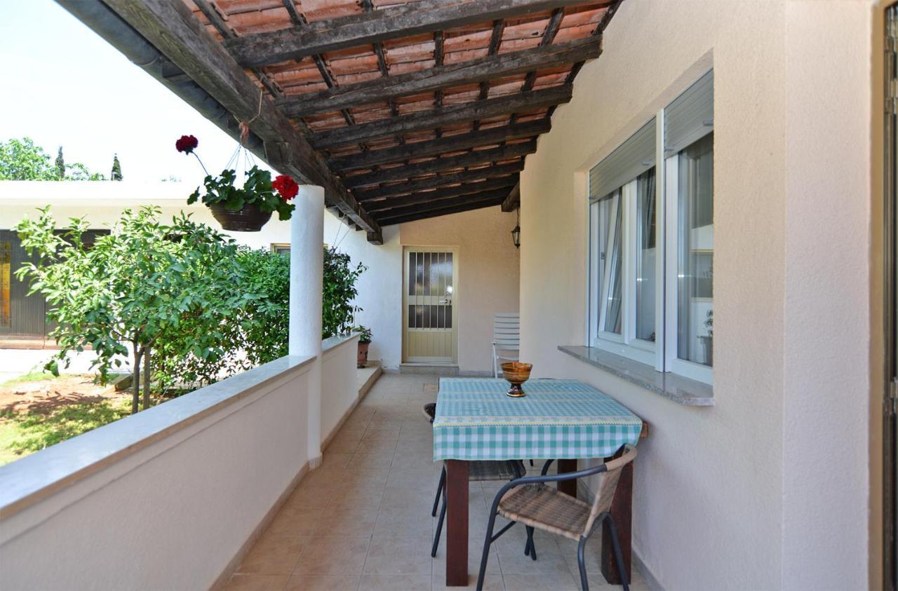Apartment Silvio 1779 Banjole Buitenkant foto