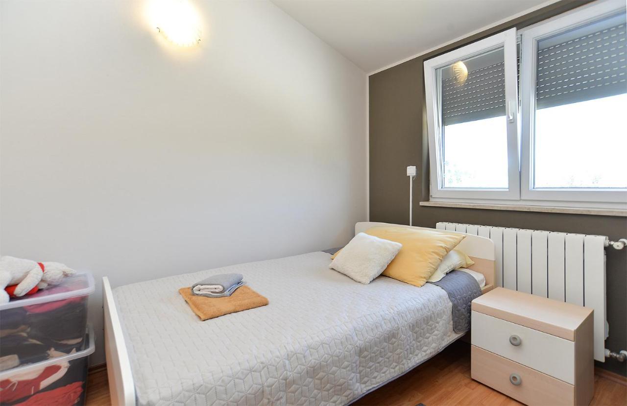 Apartment Silvio 1779 Banjole Buitenkant foto