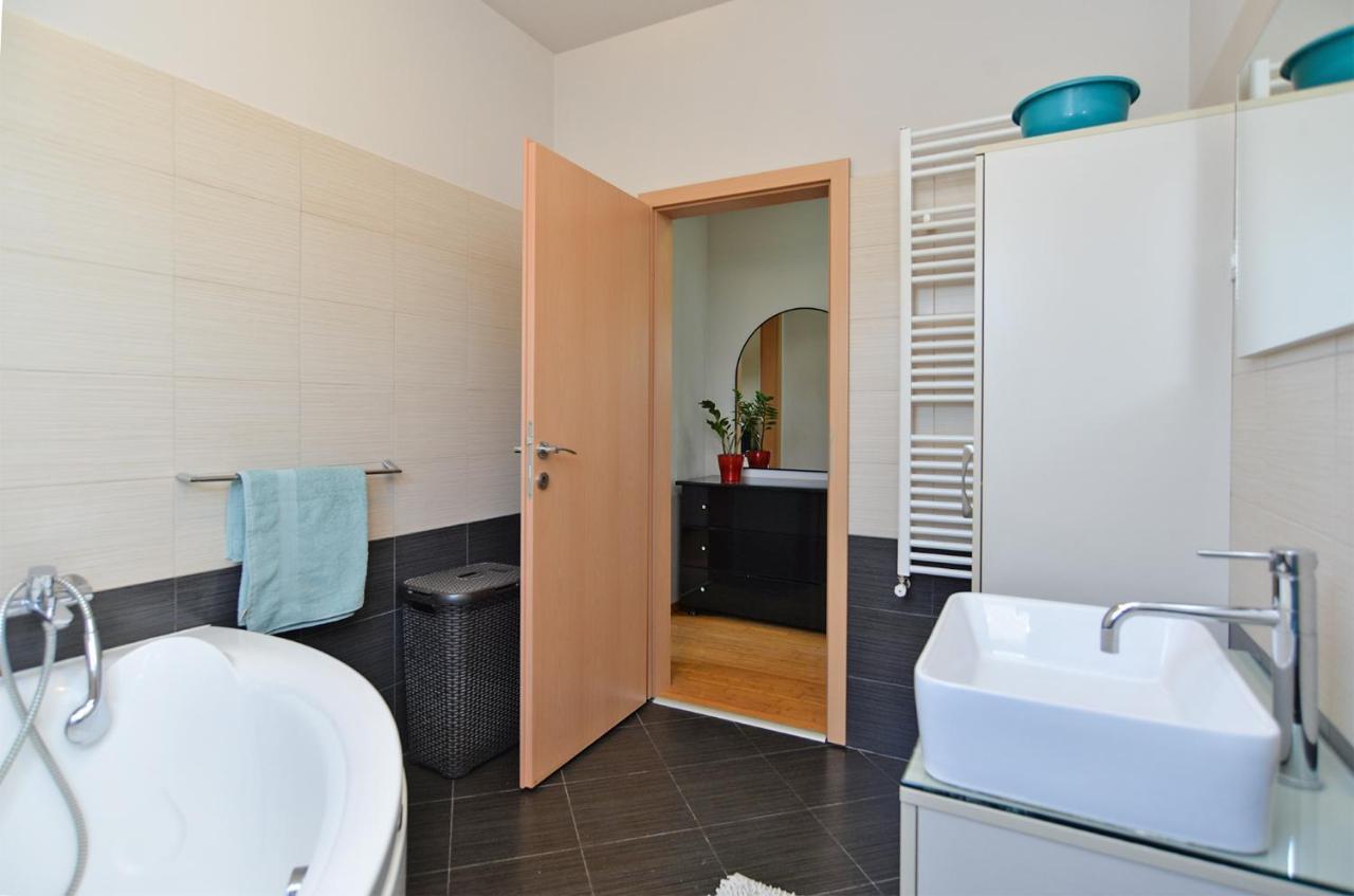 Apartment Silvio 1779 Banjole Buitenkant foto